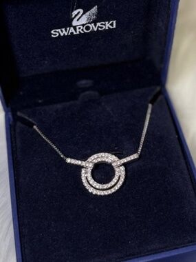 Swarovski Clear Crystal IRINA Pendant Necklace #5022398 - New in Box